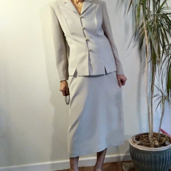 Neutral Cream Midi Skirt & Blazer Business To Evening Suit Vintage Suit Sz 8 - Picture 1 of 12